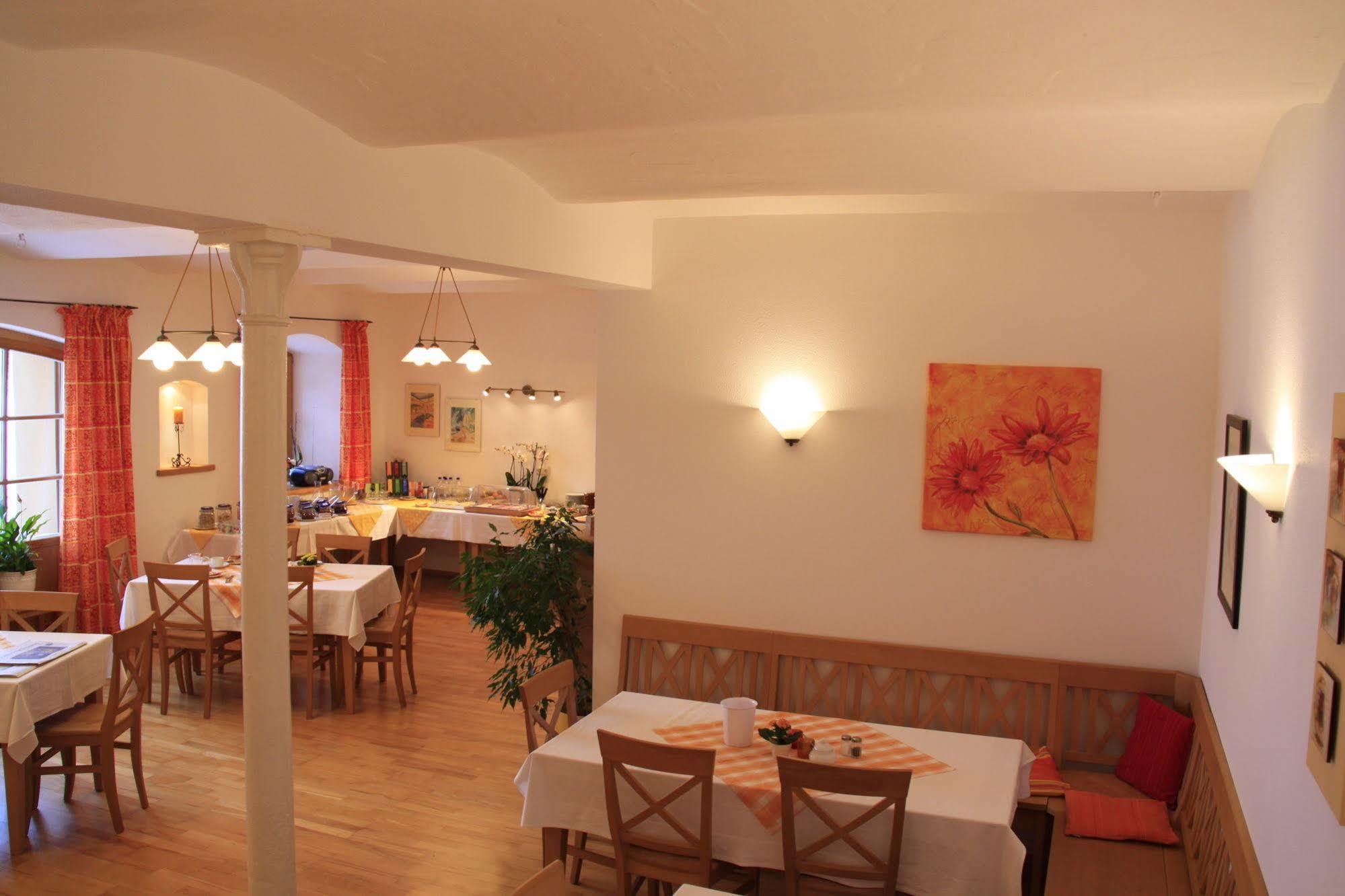Pension Bernhardhof Otterfing Exterior photo